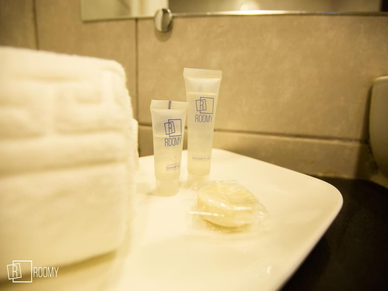Roomy Signature Hotel, イスラマバード エクステリア 写真